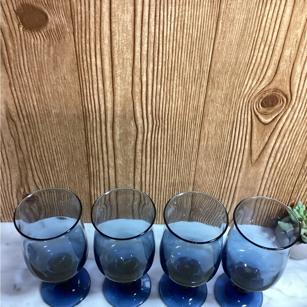 Vintage Libbey Dusky Blue Stemmed Goblet Set of 4